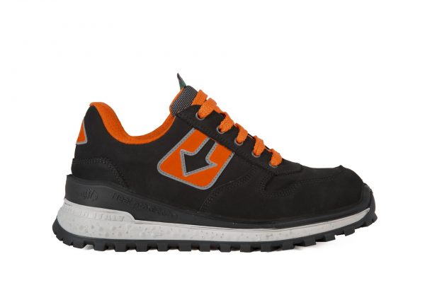 SCARPA BASSA LEWER N°45 LISBONA PELLE FIORE NUBUCK IDROREPELLENTE PUNTALE ALLUMINIO E LAMINA IN COMPOSITO COLORE NERO E ARANCIO