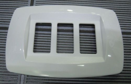 PLACCA 3 FORO MAGIC LINE BIANCA