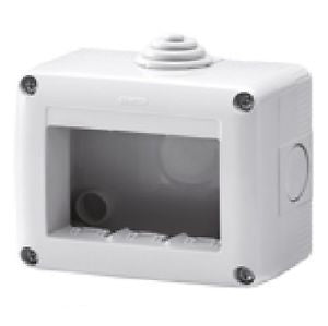 CASSETTA STAGNA 3 POST S/FRONT TICINO 2